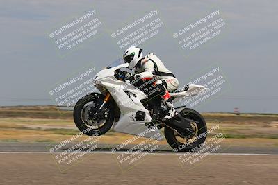 media/Sep-10-2023-Pacific Track Time (Sun) [[44210541ad]]/Group A/12pm (Wheelie Bump)/